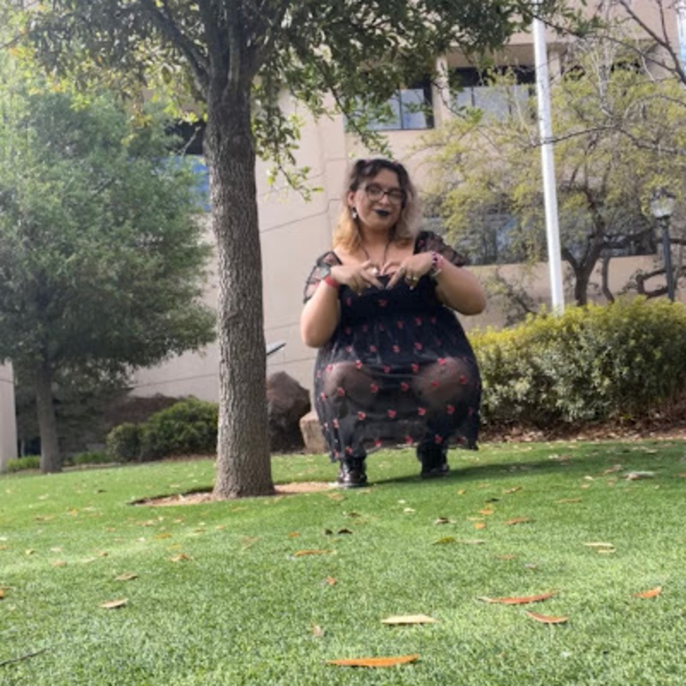 Meet your Posher, Kayla